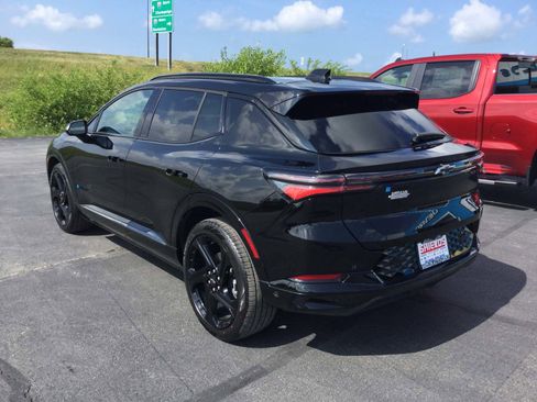 Used 2024 Chevrolet Equinox EV RS image 8