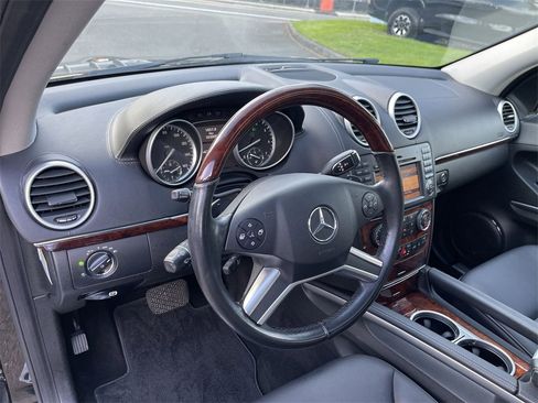 Used 2012 Mercedes-Benz GL 450 4MATIC image 10