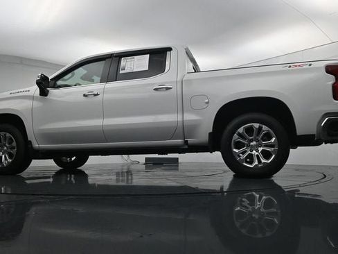 Used 2024 Chevrolet Silverado 1500 LTZ w/ LTZ Convenience Package II AWD/4WD image 34