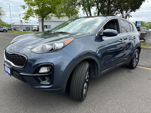 Used 2022 Kia Sportage LX AWD/4WD image 5