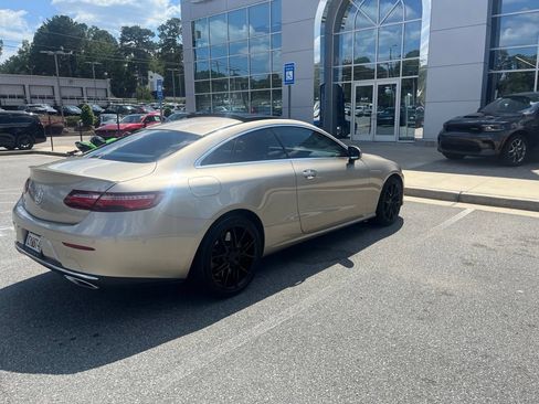Used 2019 Mercedes-Benz E 450 Coupe image 4