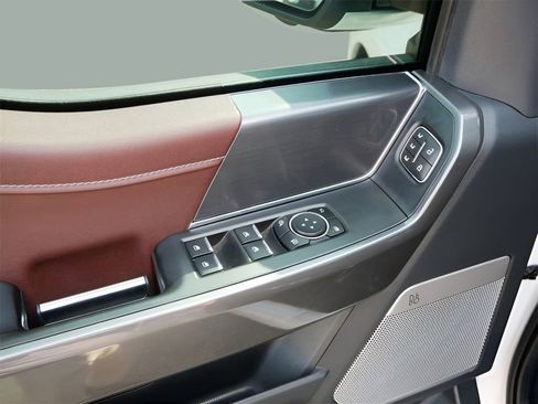 Used 2023 Ford F150 Lariat image 14