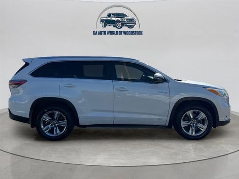 Used 2016 Toyota Highlander Limited image 10