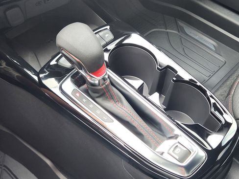 New 2026 Chevrolet Trax RS w/ Sunroof Package FWD image 18