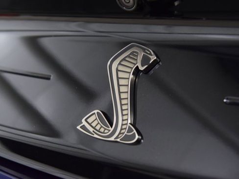 Used 2021 Ford Mustang Shelby GT500 w/ Technology Package image 27