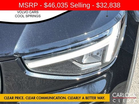 Used 2025 Volvo XC40 B5 Core w/ Protection Package Premier image 9
