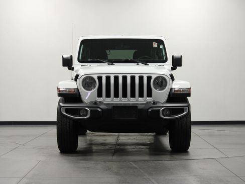 Used 2023 Jeep Wrangler Unlimited Sahara AWD/4WD image 9