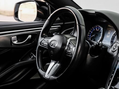 Used 2017 INFINITI Q60 3.0t w/ Premium Plus Package 3.0T image 22