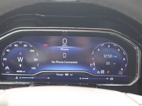 Used 2024 Chevrolet Silverado 1500 LT Trail Boss w/ LT Trail Boss Premium Package AWD/4WD image 16