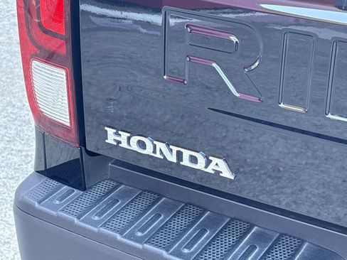 Certified 2025 Honda Ridgeline Sport image 18