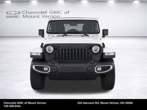Used 2020 Jeep Wrangler Unlimited Sahara w/ Cold Weather Group AWD/4WD image 5