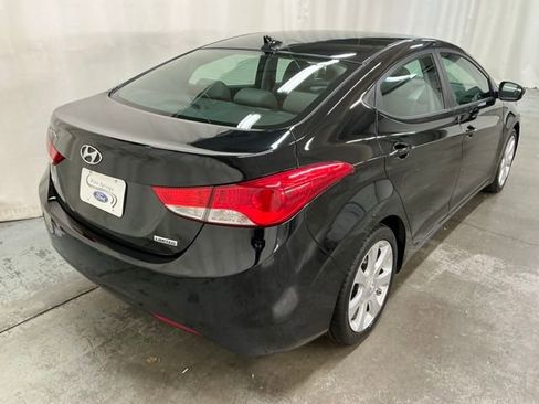 Used 2013 Hyundai Elantra Limited w/ Technology Pkg image 3