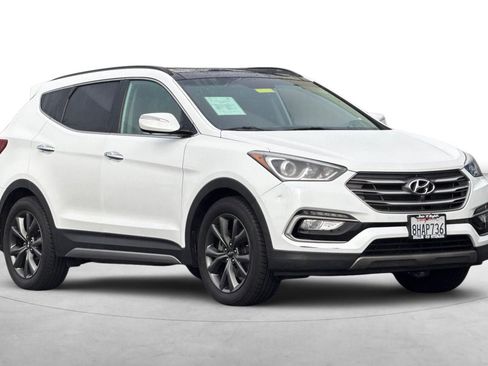 Used 2017 Hyundai Santa Fe Sport image 8
