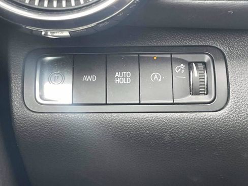 Used 2025 Chevrolet Equinox LT w/ Convenience Package II AWD/4WD image 22