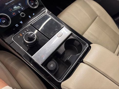 Used 2018 Land Rover Range Rover Velar S AWD/4WD image 29