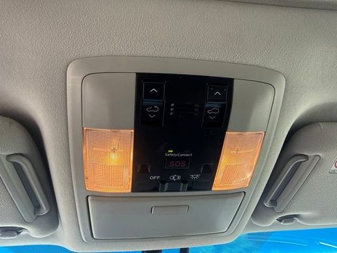 Used 2019 Lexus GX 460 Premium AWD/4WD image 29