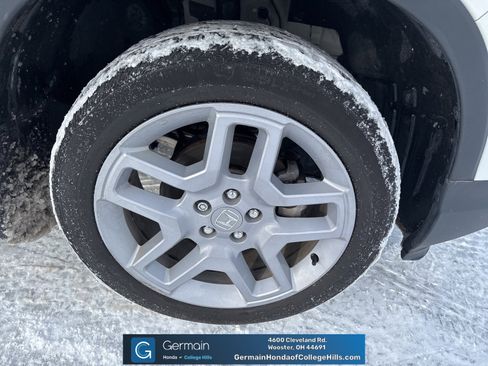 Used 2024 Honda Passport EX-L image 4