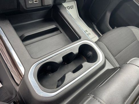 Used 2021 Chevrolet Silverado 1500 RST image 16