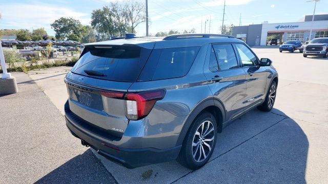 Used 2026 Ford Explorer ST-Line AWD/4WD image 7