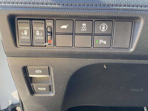 Certified 2023 Honda Odyssey Elite image 19