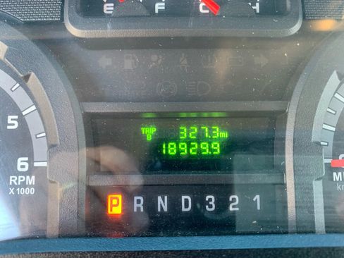 Used 2014 Ford E-350 and Econoline 350 XL w/ A/C Prep Package image 12