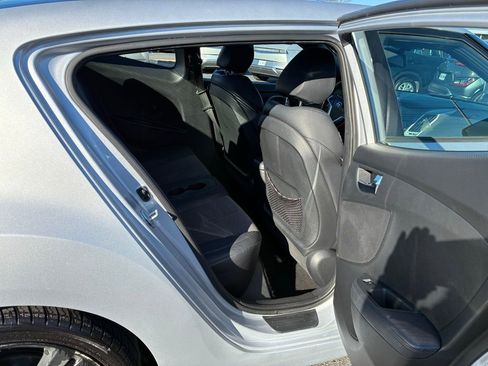 Used 2016 Hyundai Veloster w/ Option Group 02 image 19