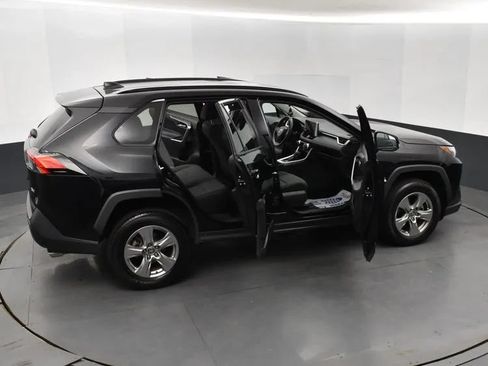 Used 2024 Toyota RAV4 XLE FWD image 6