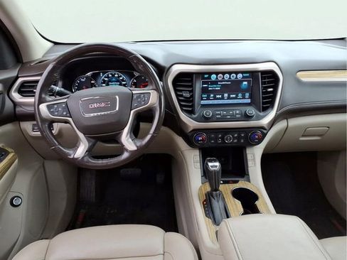Used 2019 GMC Acadia Denali w/ Technology Package AWD/4WD image 9