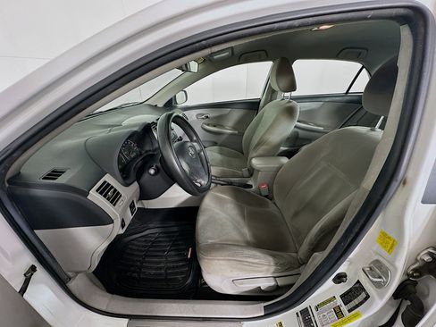Used 2011 Toyota Corolla LE image 13