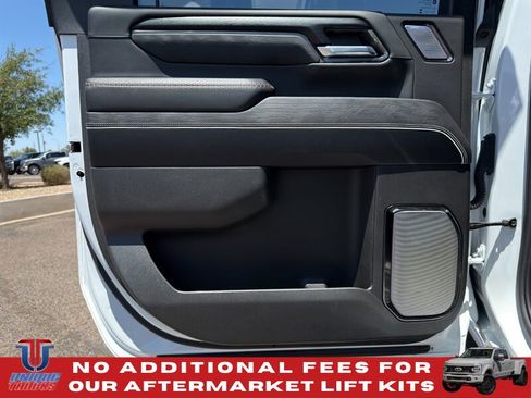 Used 2025 GMC Sierra 2500 AT4X AWD/4WD image 23
