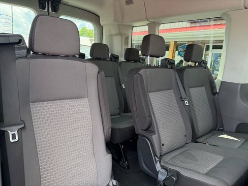 Used 2024 Ford Transit 350 XLT RWD image 19