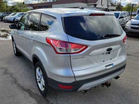Used 2014 Ford Escape SE FWD image 2