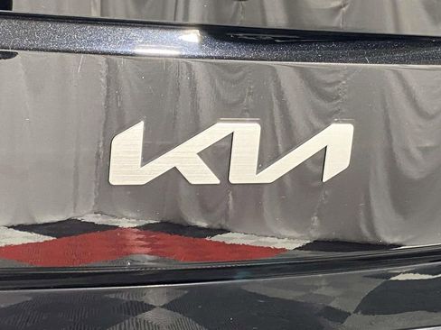 Used 2023 Kia Soul LX w/ LX Technology Package FWD image 9
