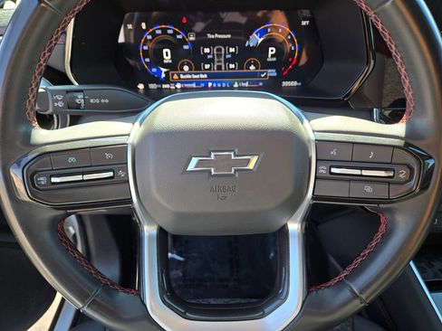 Used 2024 Chevrolet Colorado Z71 w/ Z71 Convenience Package 2 image 19