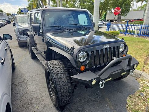 Used 2008 Jeep Wrangler Unlimited Sahara w/ Trailer Tow Group image 2