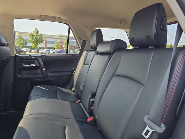 Used 2020 Toyota 4Runner TRD Off-Road Premium w/ Moonroof Package AWD/4WD image 24