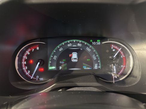 Used 2024 Toyota RAV4 Adventure image 22