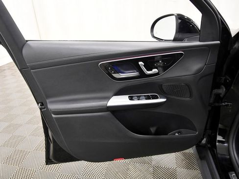 Used 2023 Mercedes-Benz GLC 300 4MATIC image 13