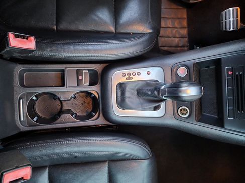 Used 2014 Volkswagen Tiguan R-Line FWD image 16