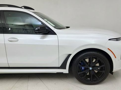 Used 2024 BMW X7 M60i w/ Executive Package image 7