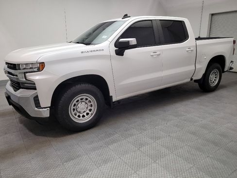 Used 2021 Chevrolet Silverado 1500 LT w/ Bed Protection Package RWD image 2