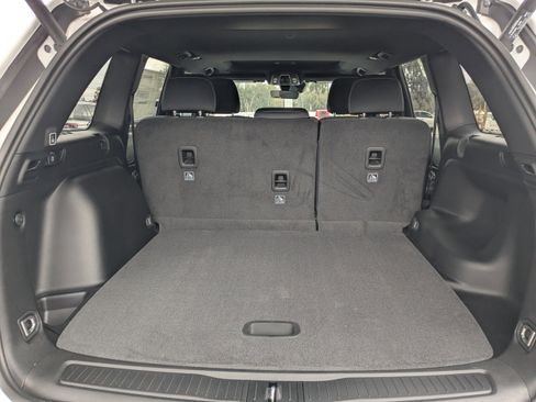 New 2026 Jeep Grand Cherokee 2WD image 12