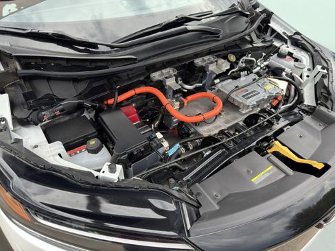 Used 2025 Nissan Ariya FWD image 15