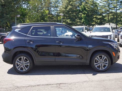 Used 2023 Kia Seltos S AWD/4WD image 18