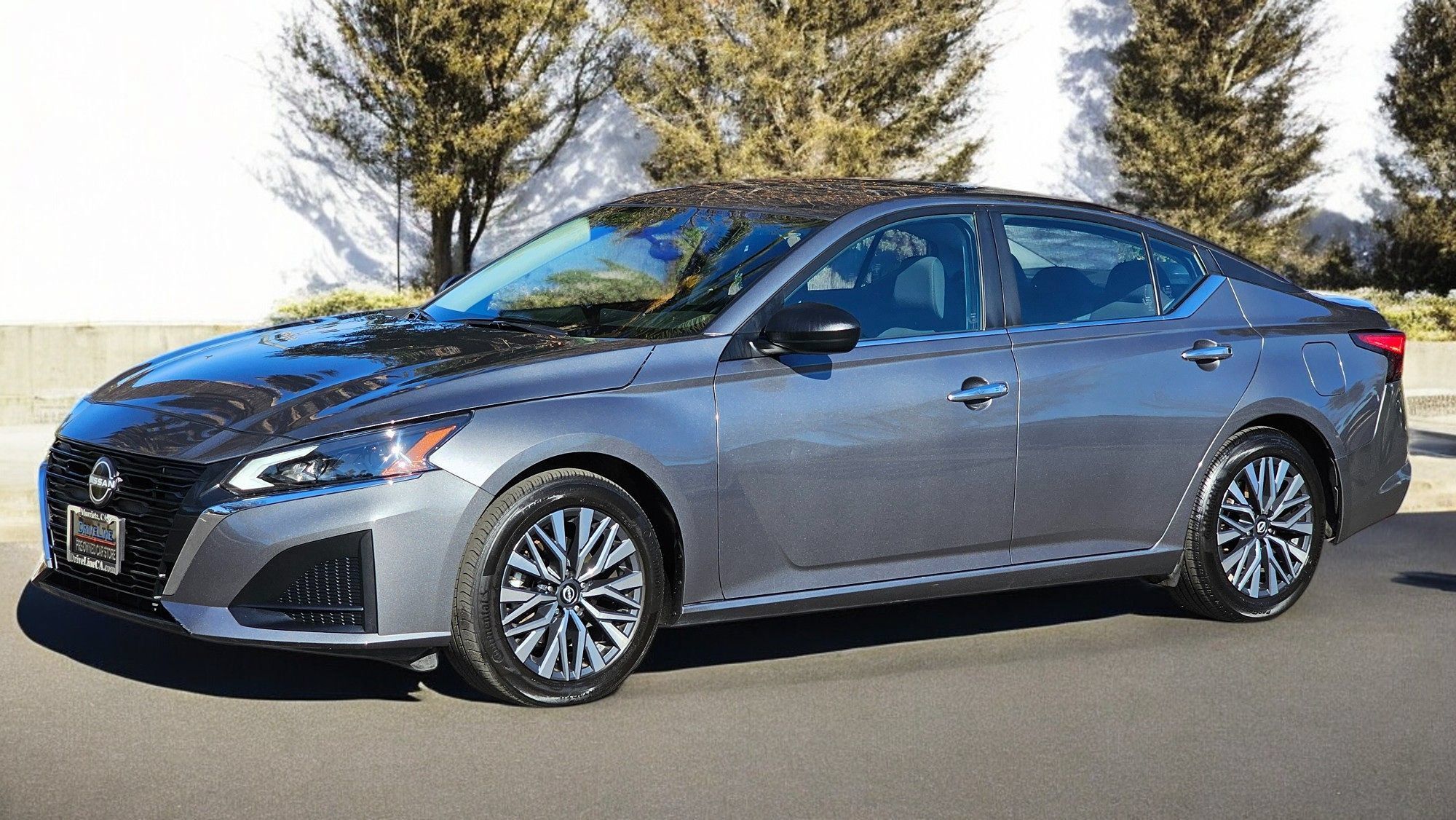 Used 2024 Nissan Altima 2.5 SV FWD image 7