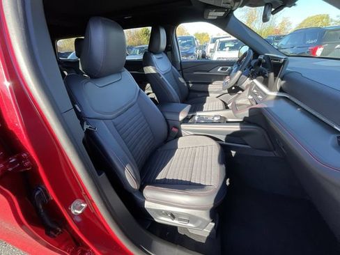 New 2026 Ford Explorer ST-Line w/ ST-Line Street Pack AWD/4WD image 26
