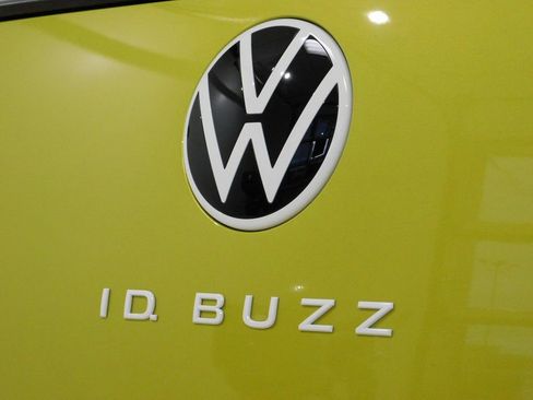Used 2025 Volkswagen ID. Buzz 1st Edition image 85