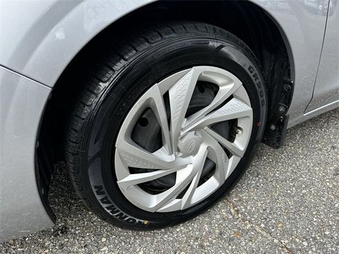 Used 2024 Subaru Impreza 2.0i image 10