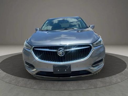 Used 2020 Buick Enclave Premium w/ Sun and Sites Package AWD/4WD image 2