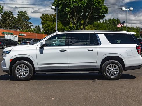 Used 2022 Chevrolet Suburban LS AWD/4WD image 10